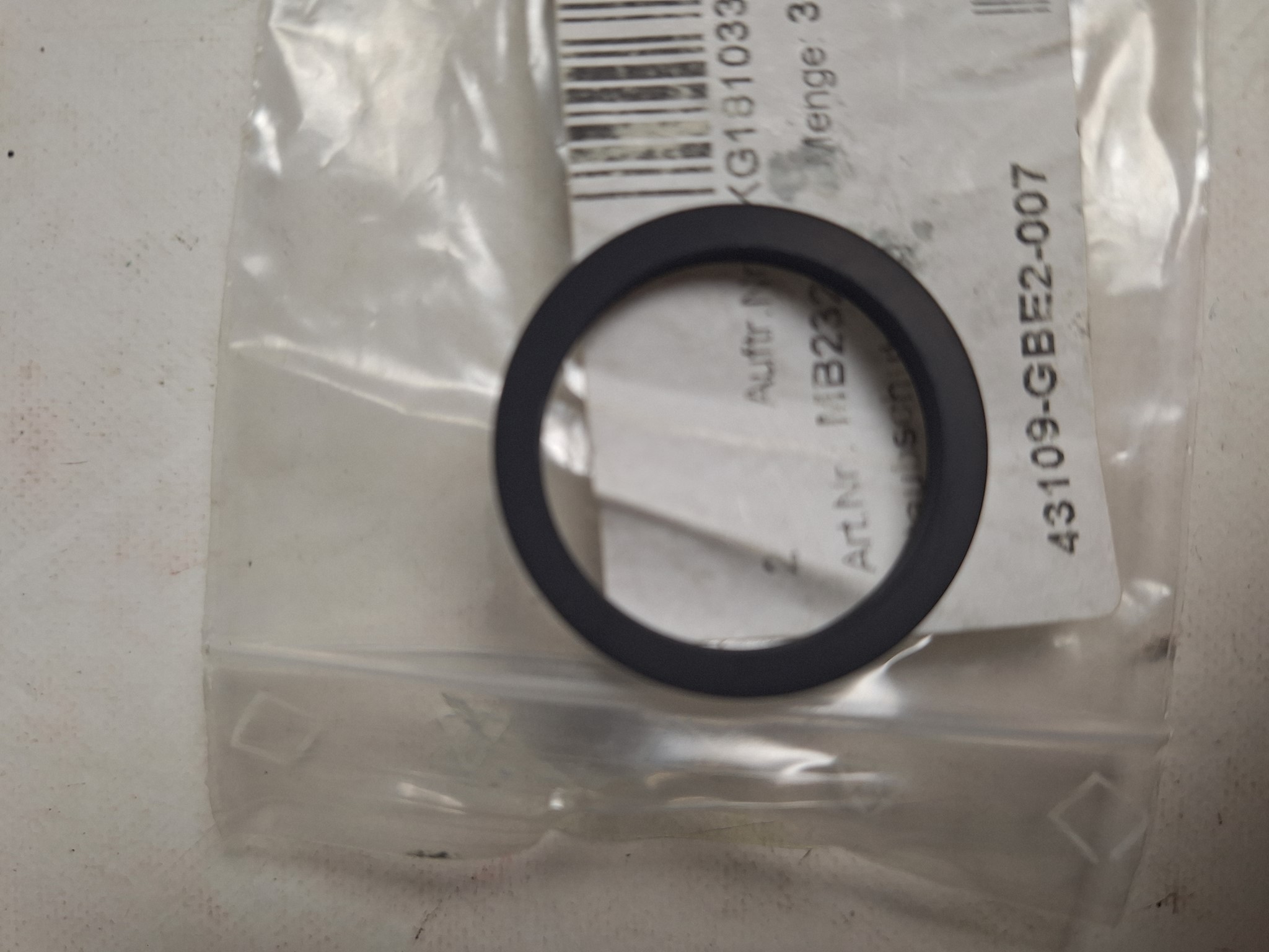 Picture of Kymco  XCITING S 400I ABS 4TEUROIII  STAUBSCHUTZ  43109-GBE2-007